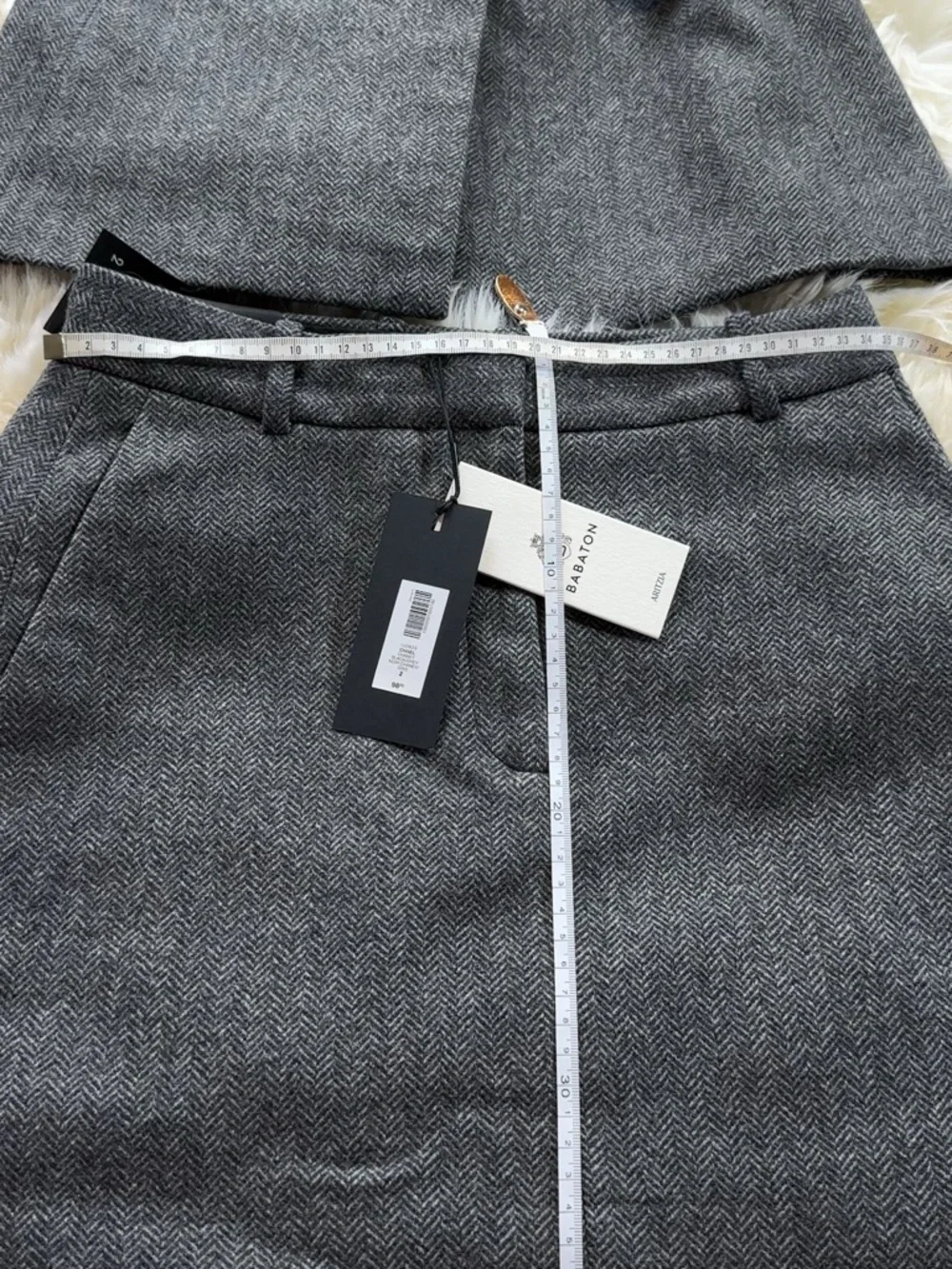 Aritzia Babaton Standout Blazer Suit Set – Blazer & Skirt | Size 4/2 | NWT - Picture 7 of 13